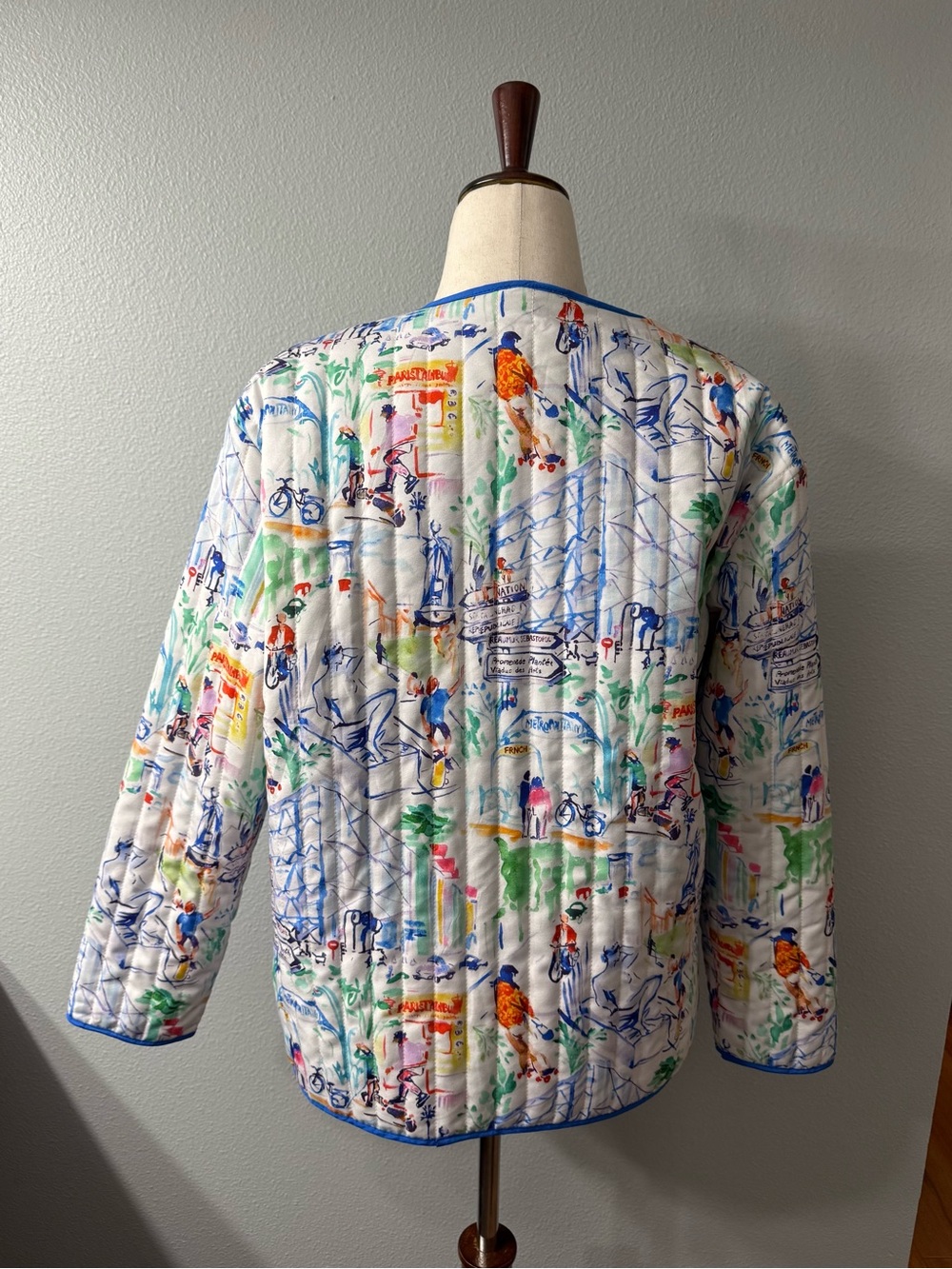Parisian European Whimsical Print Quilted Jacket Button Front Fully Lined, NWOT - Picture 4 of 10